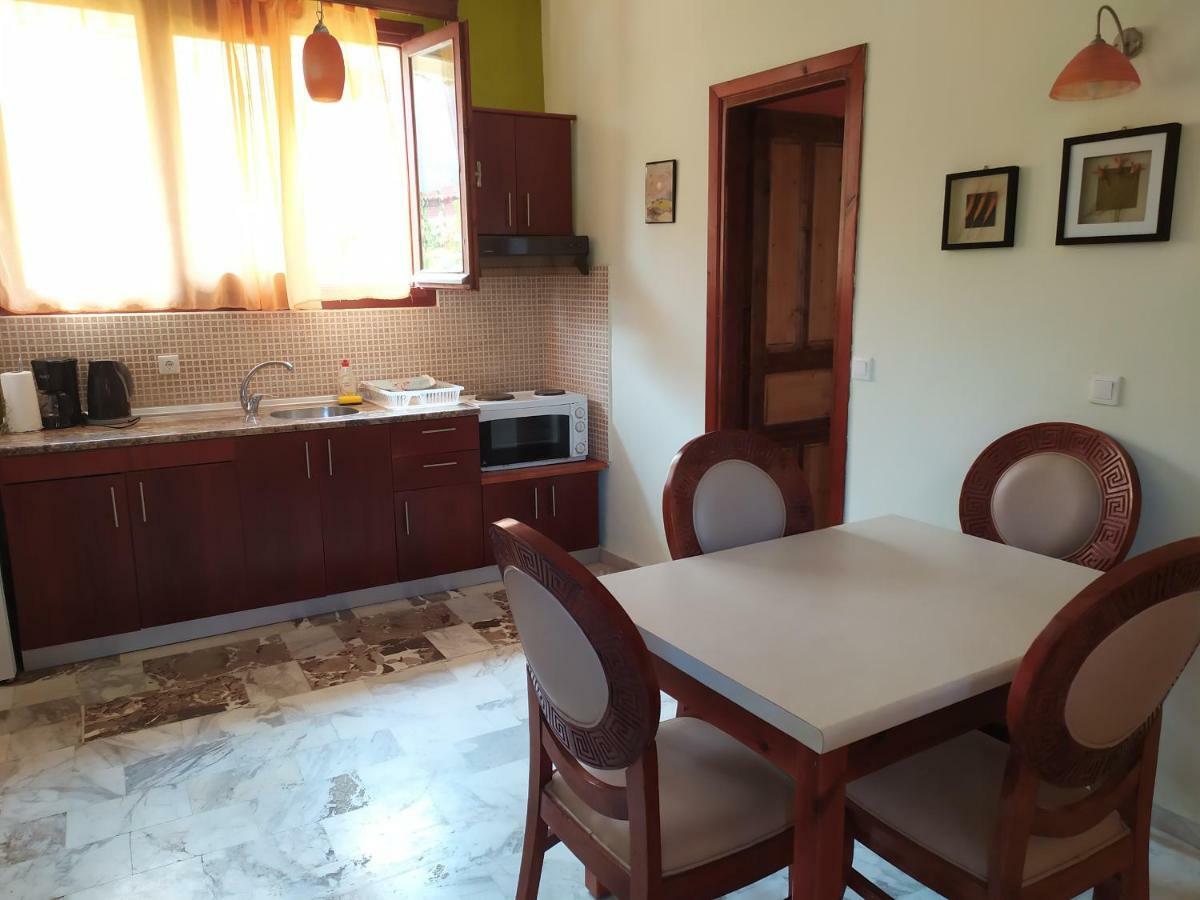 Apartment Victoria Ájos Jeórjos Eksteriør bilde