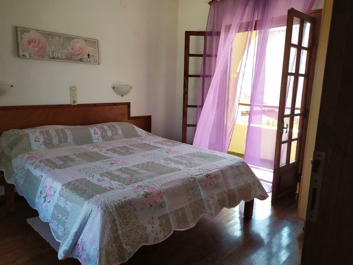 Apartment Victoria Ájos Jeórjos Eksteriør bilde